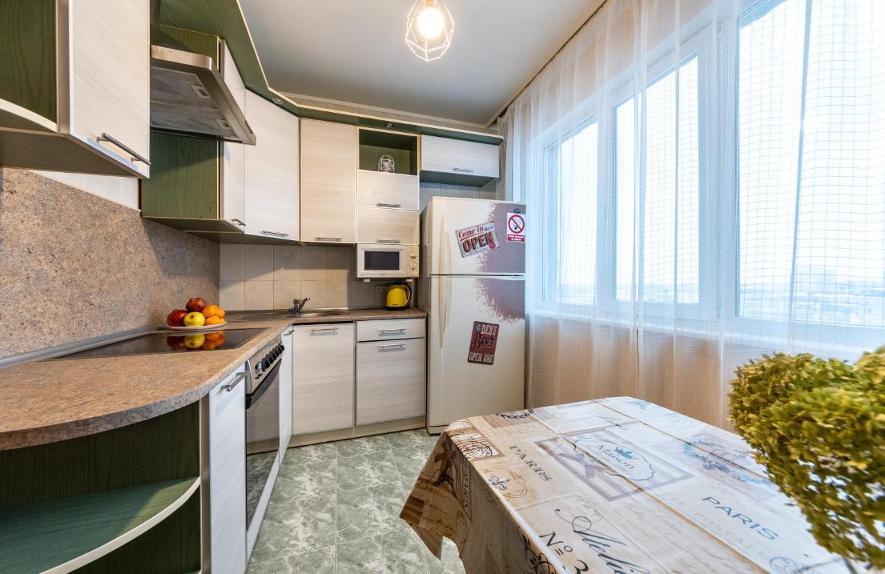 Уютная Квартира Для Семьи На Оболони Kiev Exterior foto
